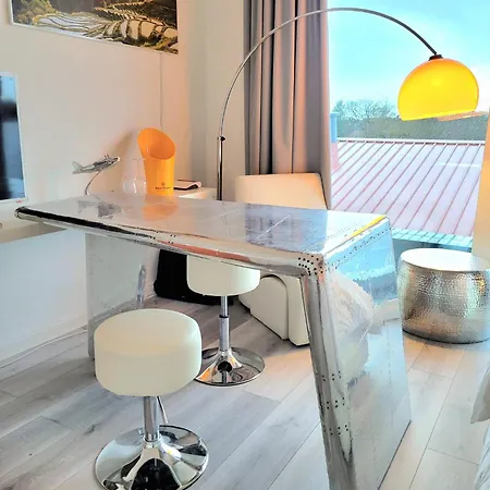 White Lounge Stilvolles In Bei Hamburg *