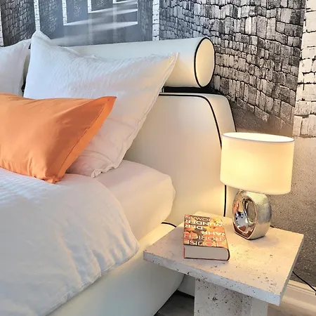 White Lounge Stilvolles In Bei Hamburg *